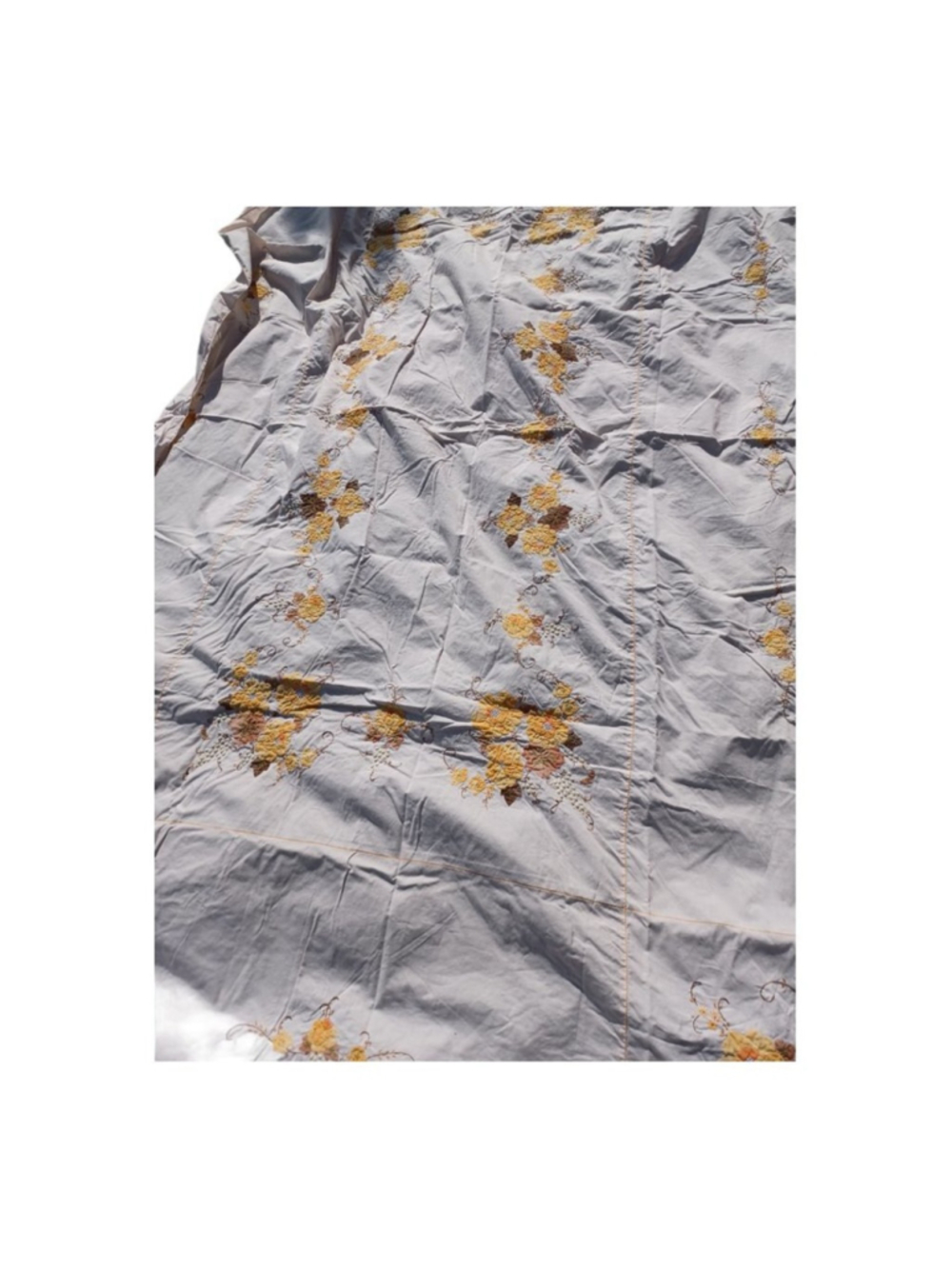 Vintage‎ hand stitched tablecloth